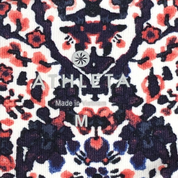 Athleta Salutation Sz M Leggings Paisley Floral Geo Navy Pattern Mid Rise Crop - Picture 3 of 8